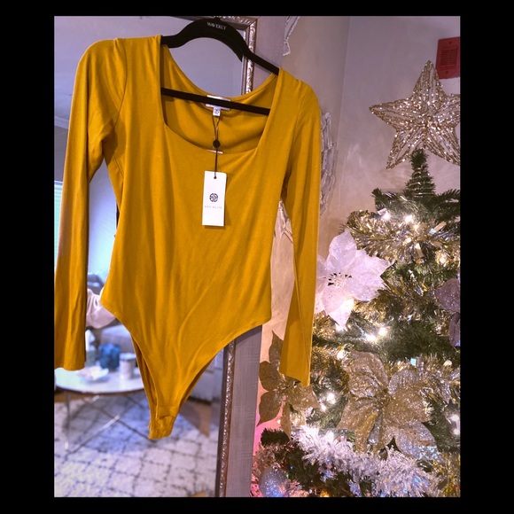 Socialite Tops - Yellow socialite body suite